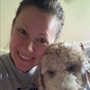 Meet your Posher, Monica